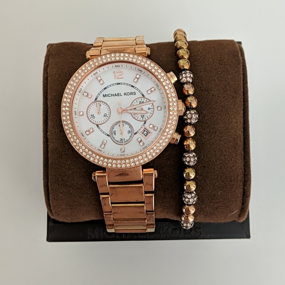 Michael Kors Rose Gold Watch and Bracelet Set